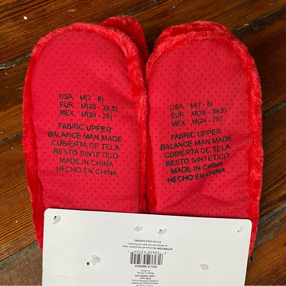 NWT Santa Slippers 7 7.5 8 8.5 M Red White Jingle Bells Christmas Holidays NEW - Picture 3 of 6